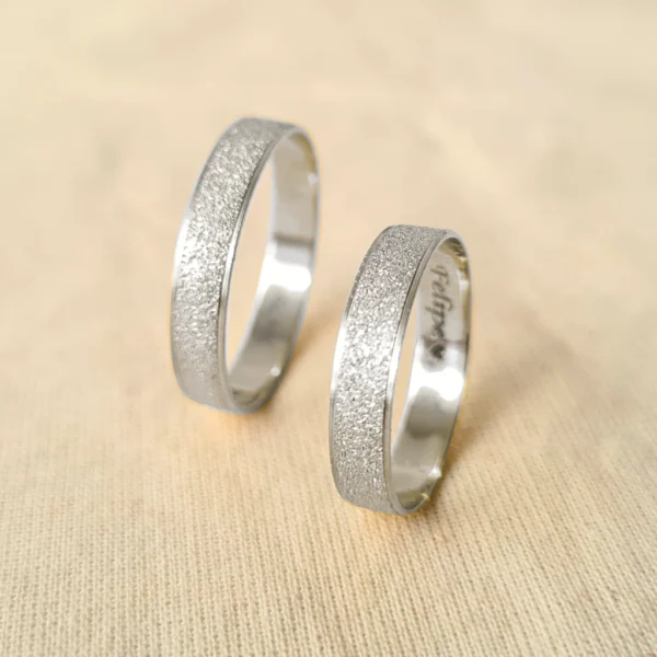 Par de Alianças em Prata 950 Diamantada